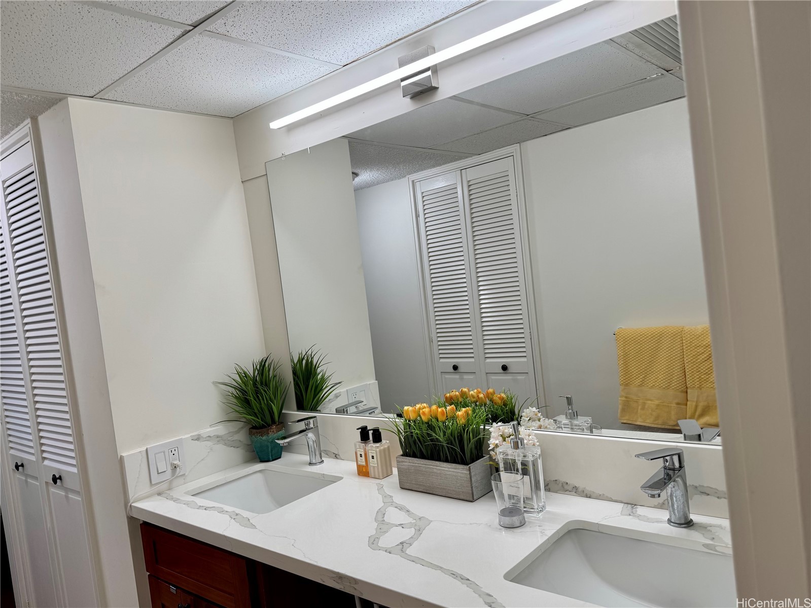 1650 Ala Moana Boulevard 1809 Property Photo 8