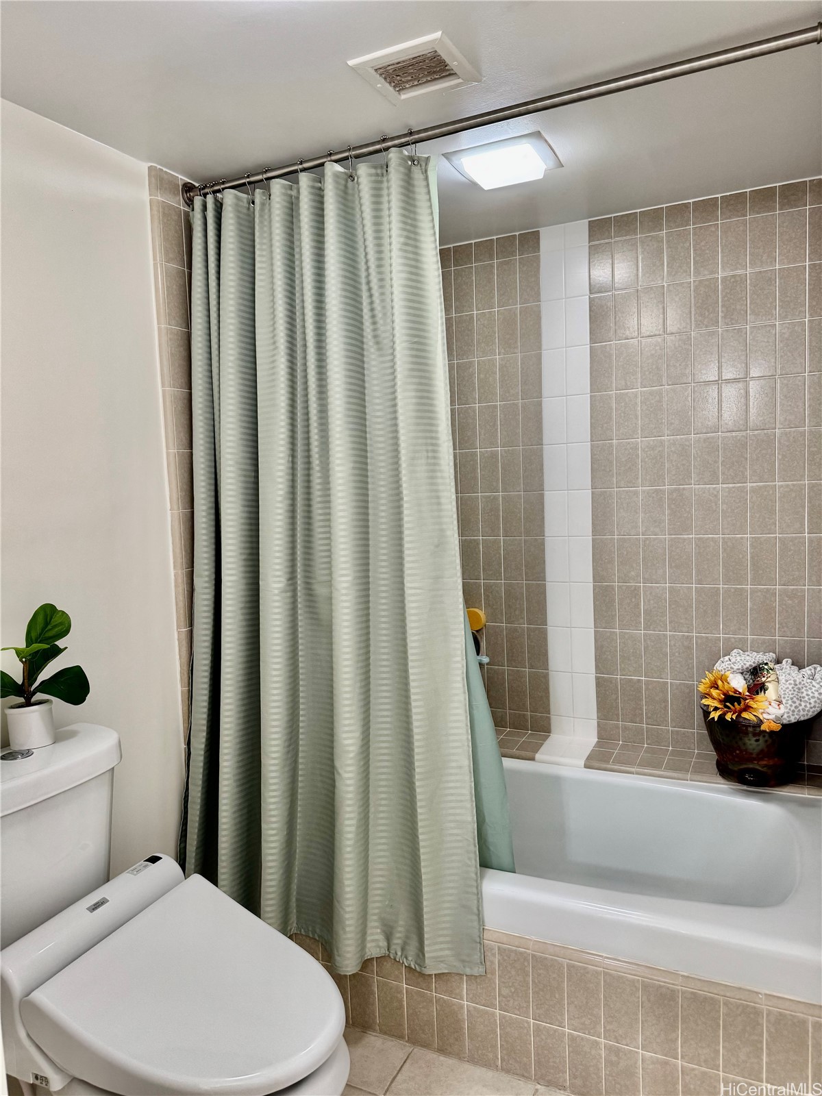 1650 Ala Moana Boulevard 1809 Property Photo 11