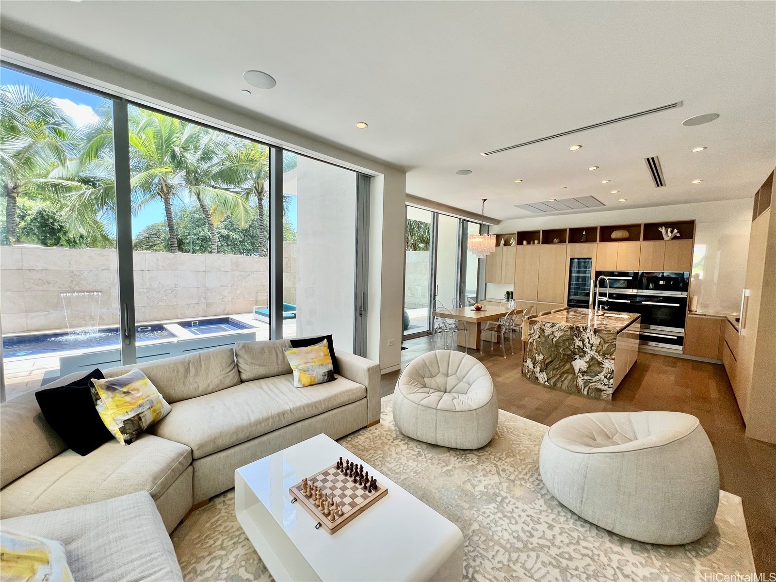 1118 Ala Moana Boulevard 2 Property Photo 2