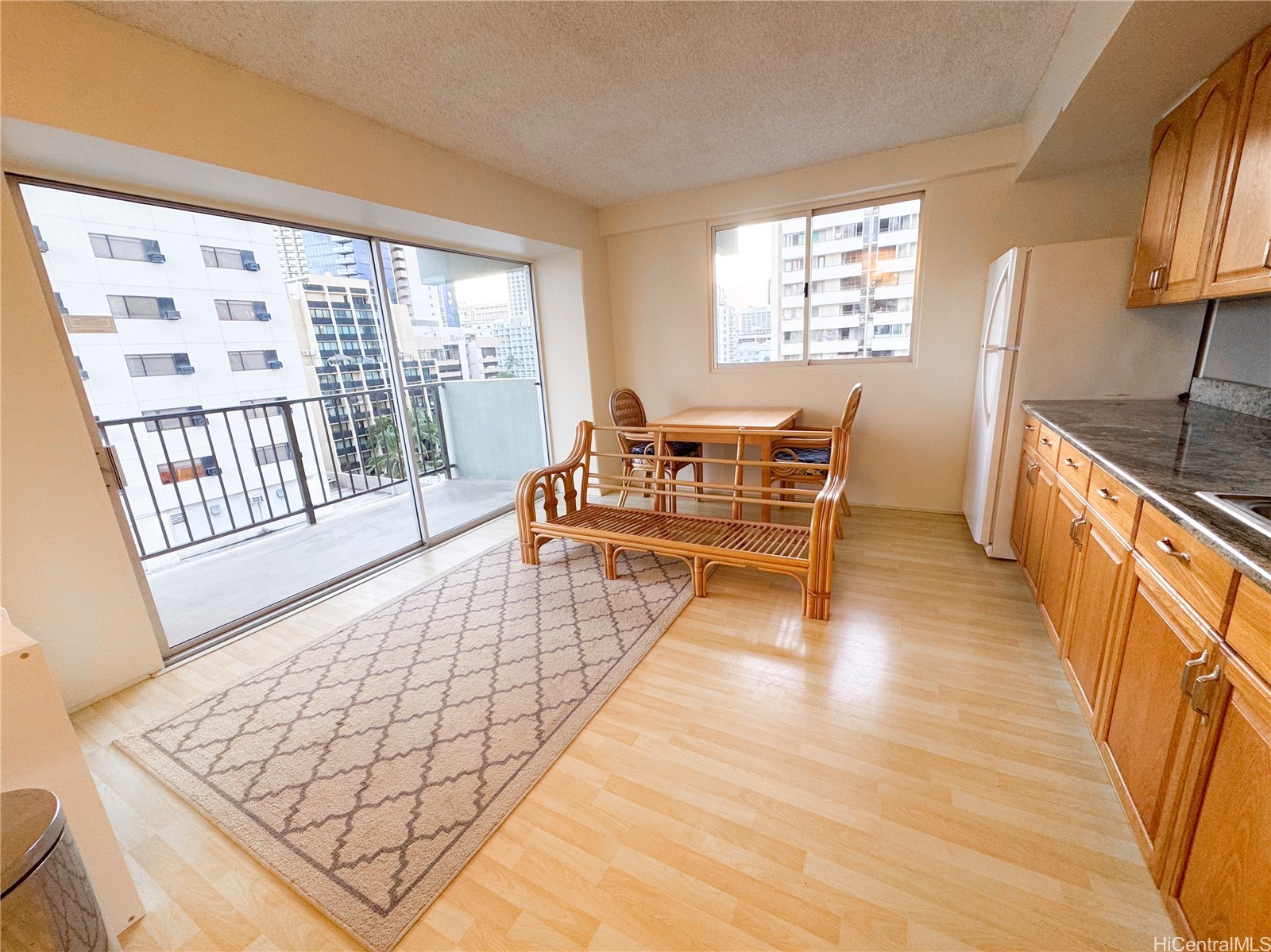 2440 Kuhio Avenue 712 Property Photo 1