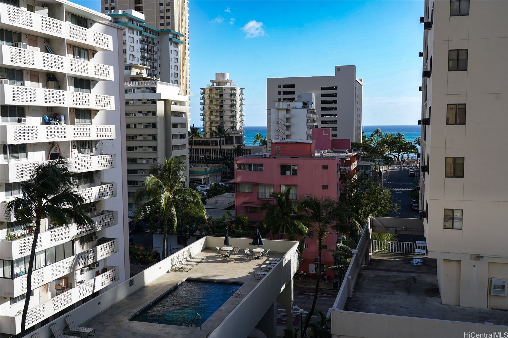 2440 Kuhio Avenue 712 Property Photo 4