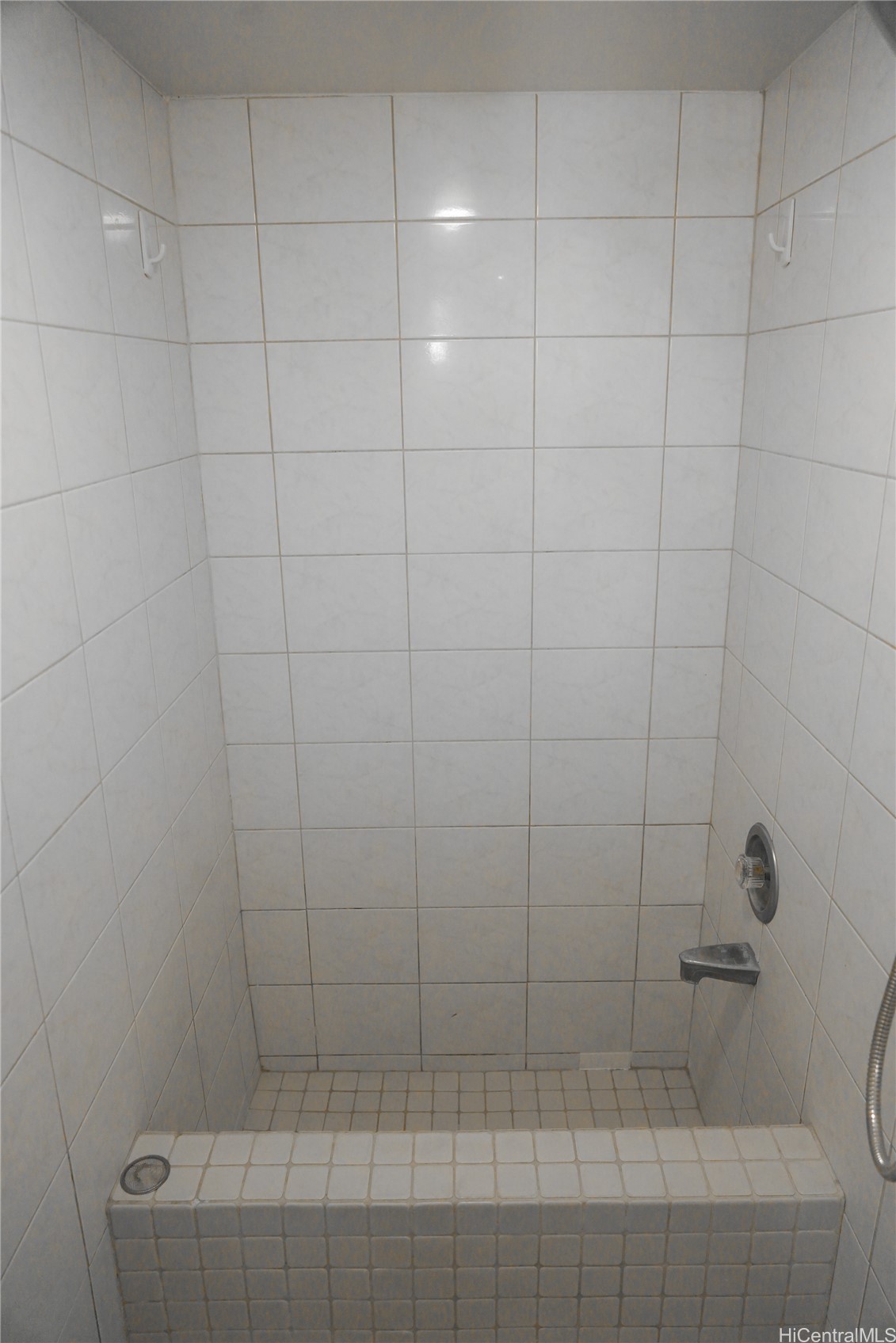 2440 Kuhio Avenue 712 Property Photo 8