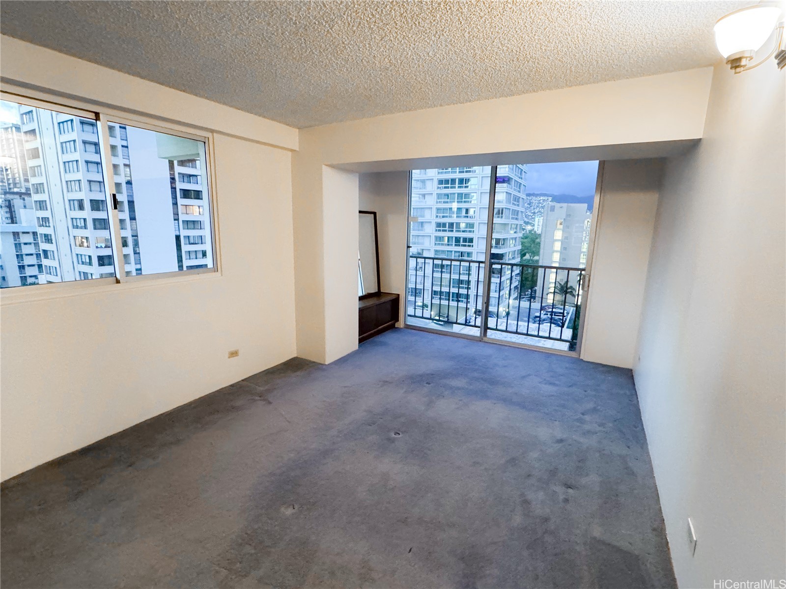 2440 Kuhio Avenue 712 Property Photo 10