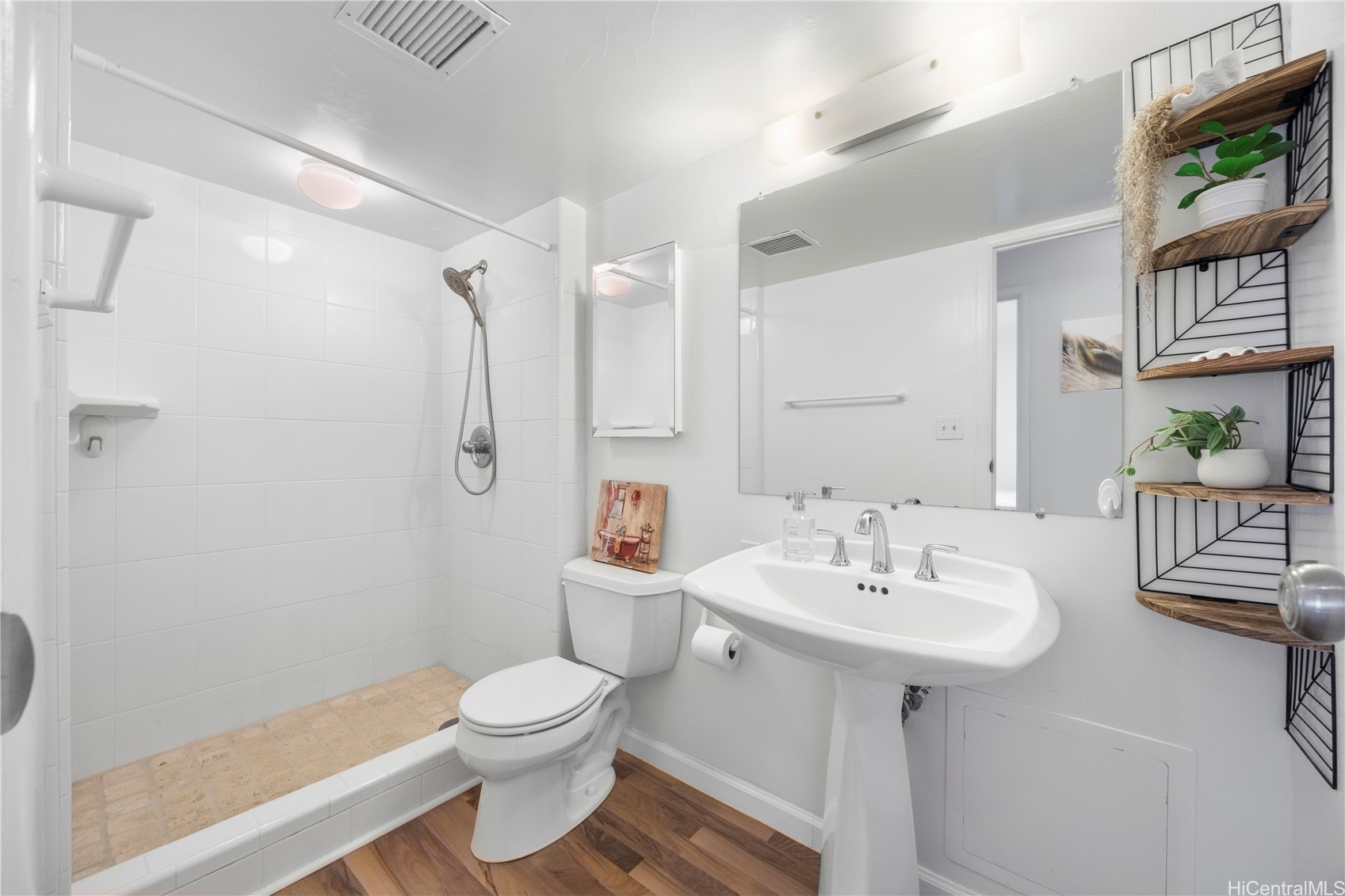 1025 Wilder Avenue 5a Property Photo 16