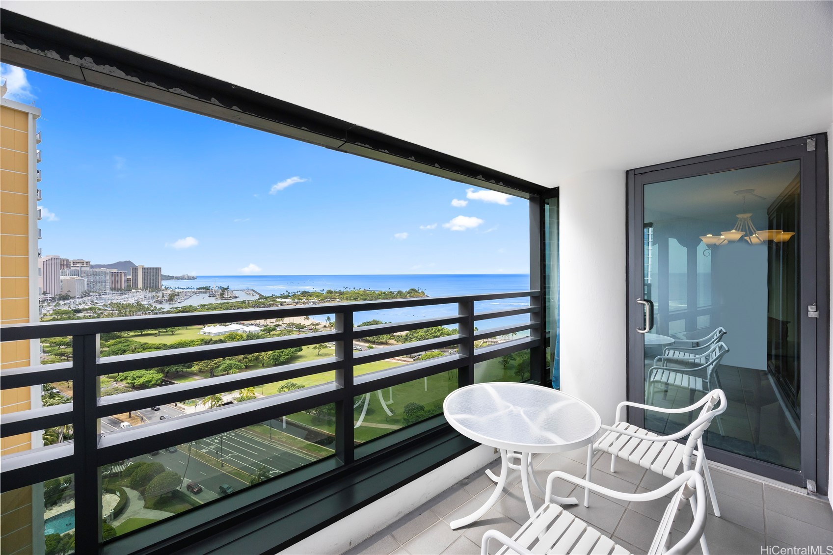 1330 Ala Moana Boulevard 2206 Property Photo 2