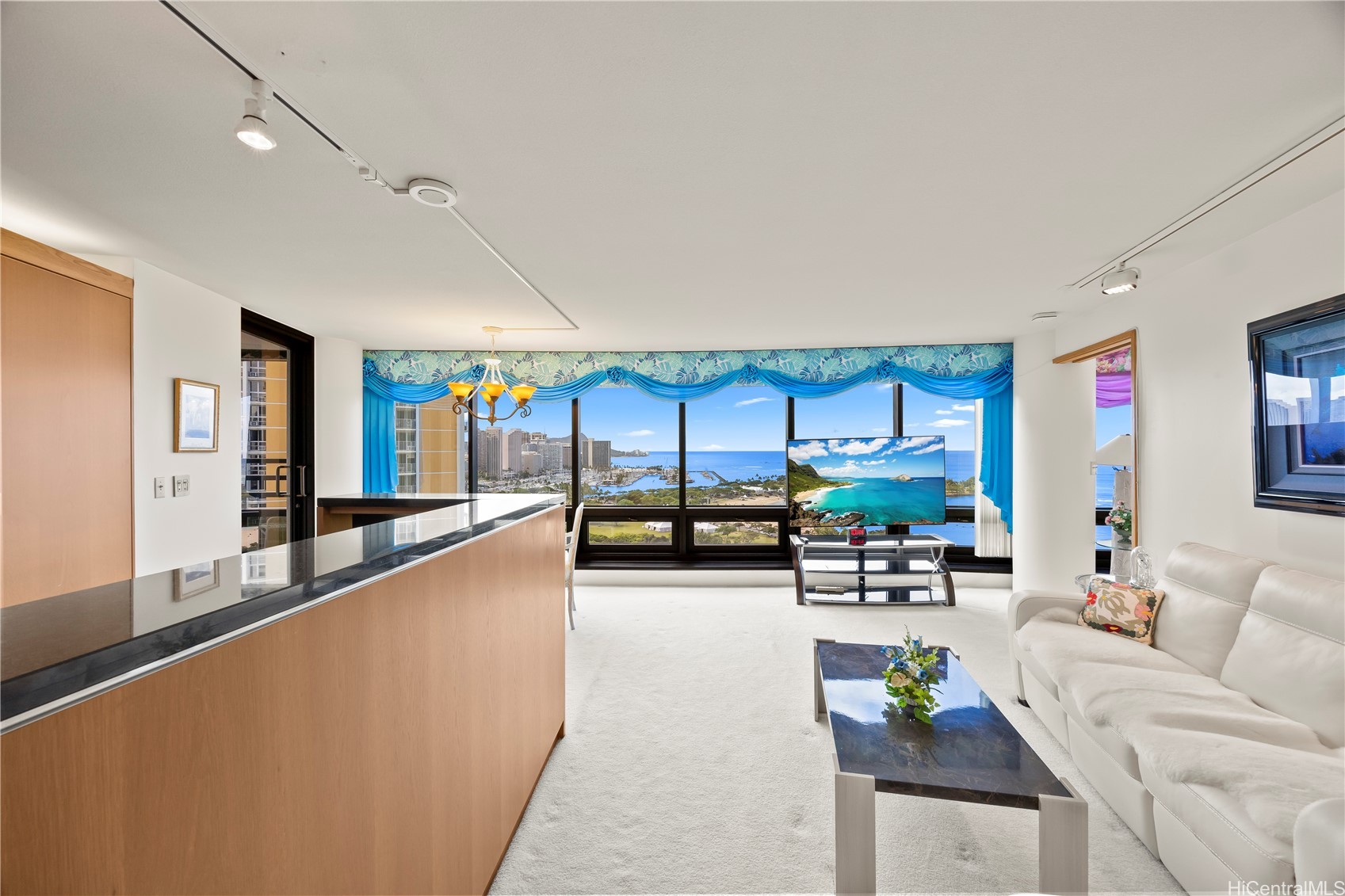 1330 Ala Moana Boulevard 2206 Property Photo 7