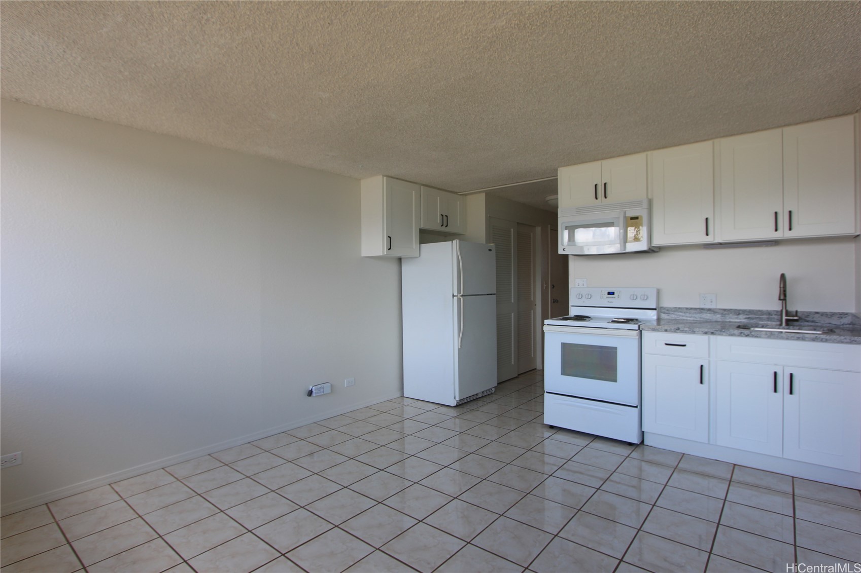 2211 Ala Wai Boulevard 2812 Property Photo 4