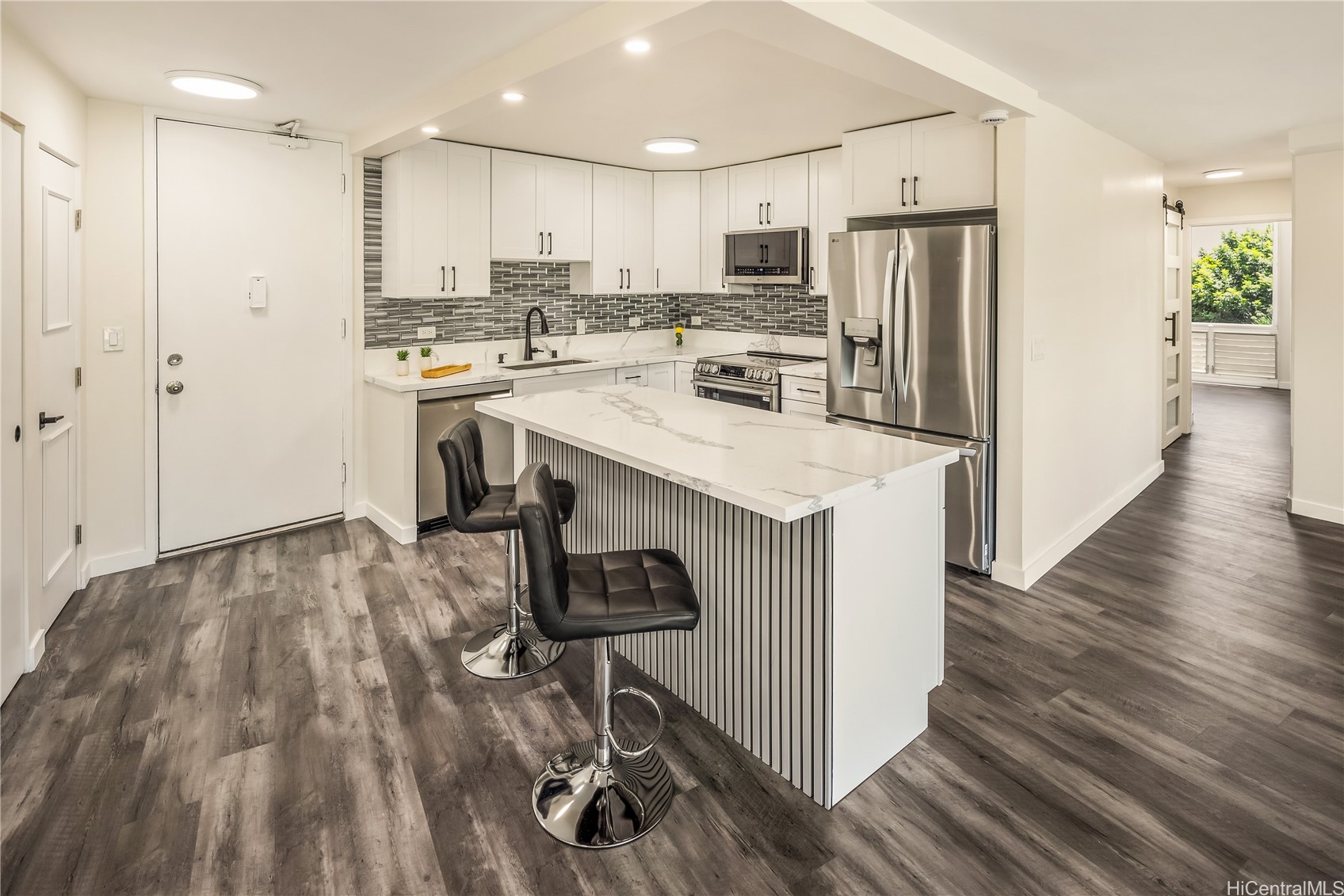 1717 Ala Wai Boulevard 306 Property Photo 2