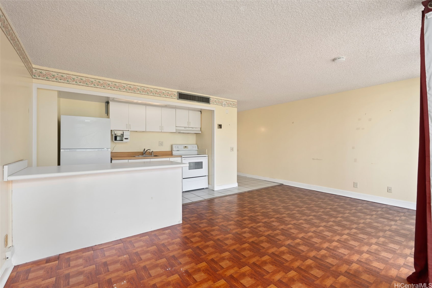 84-680 Kili Drive A704 Property Photo 6