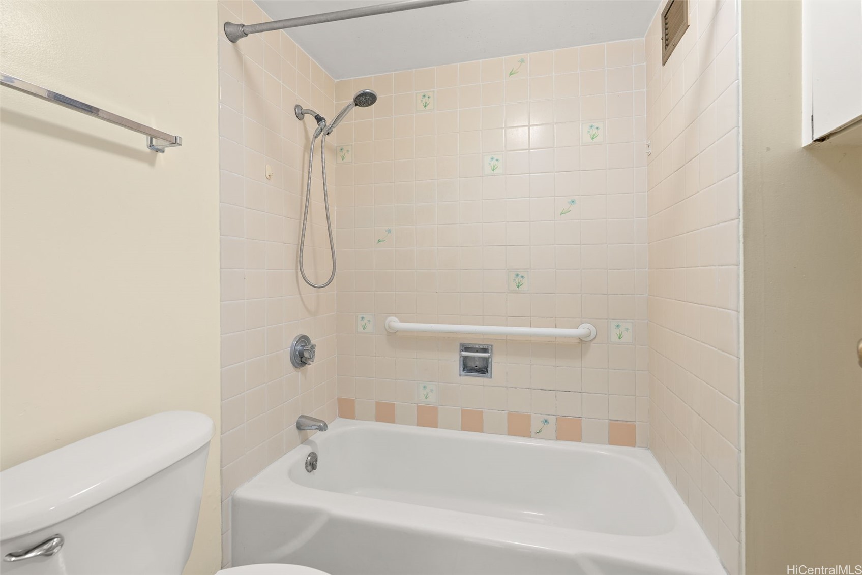 84-680 Kili Drive A704 Property Photo 17
