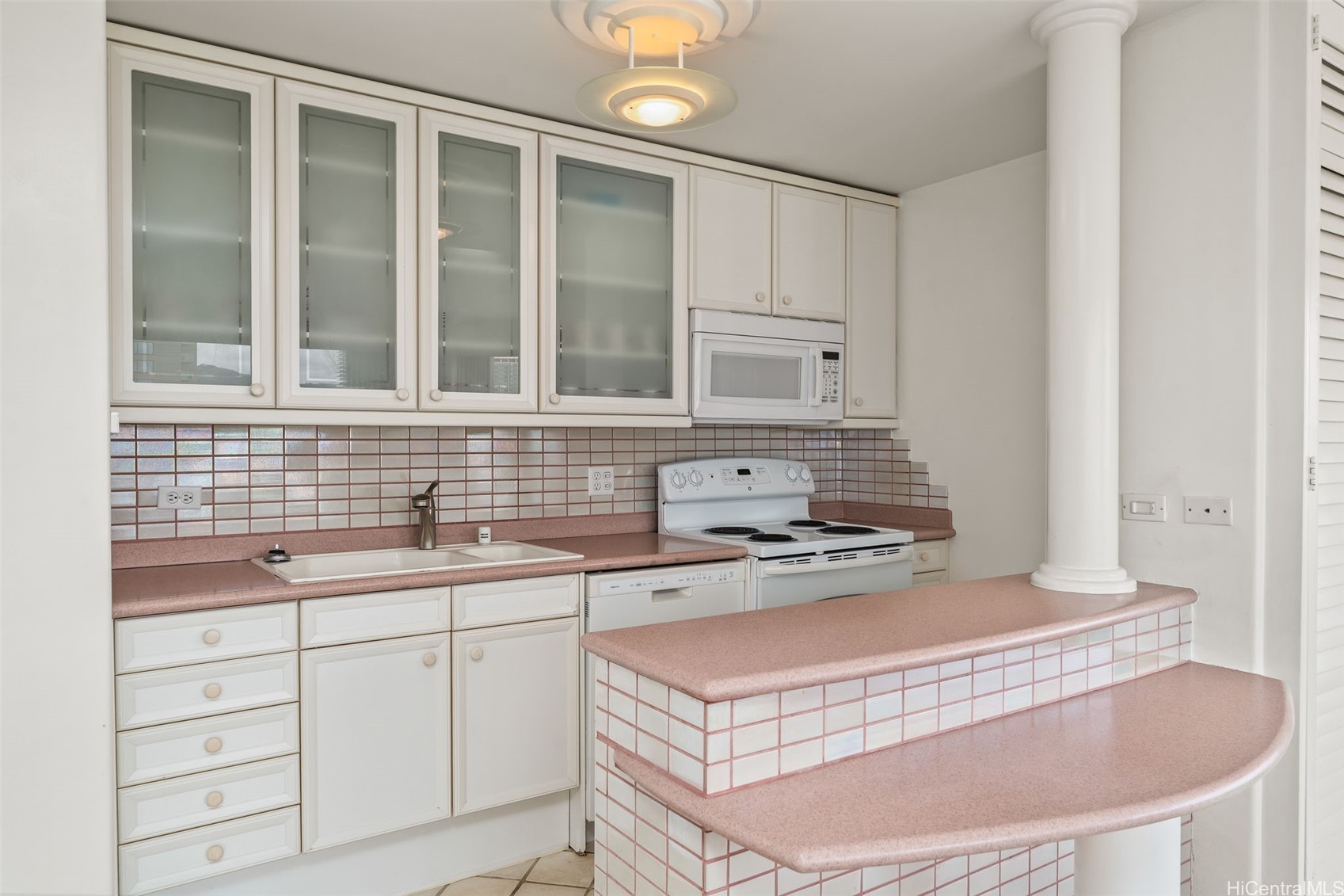 1778 Ala Moana Boulevard 2504 Property Photo 8