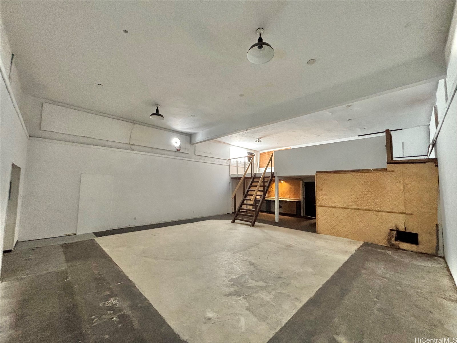 45 Hoolai Street Property Photo 9