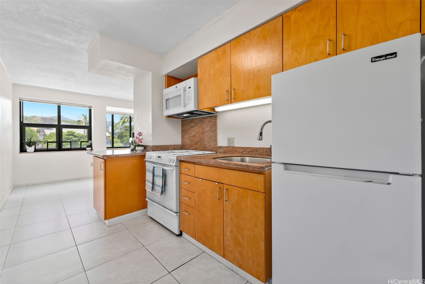 545 Queen Street 334 Property Photo 1