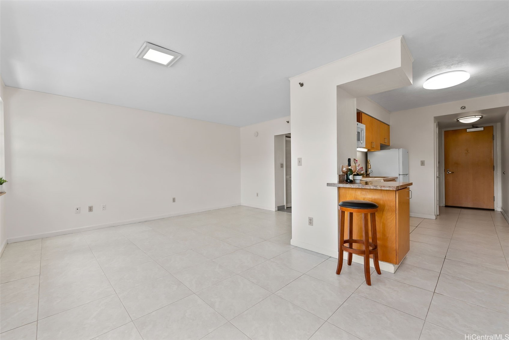 545 Queen Street 334 Property Photo 6