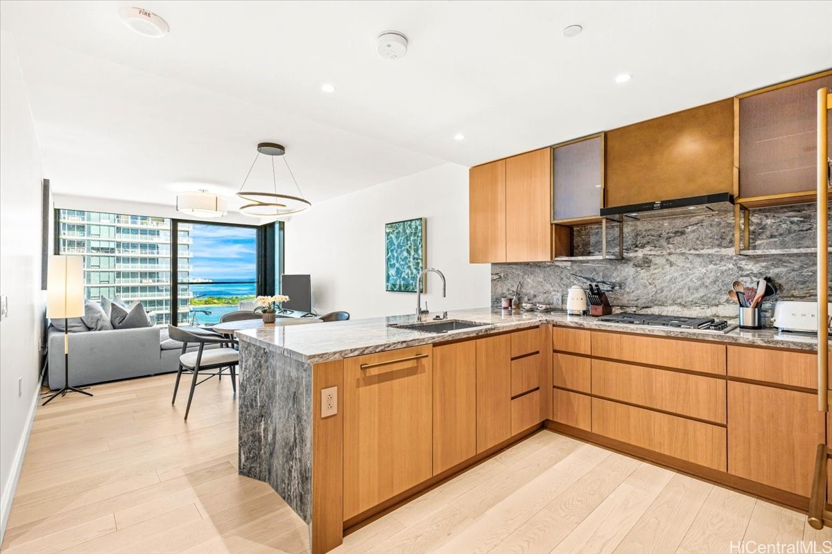 1100 Ala Moana Boulevard 2806 Property Photo 5