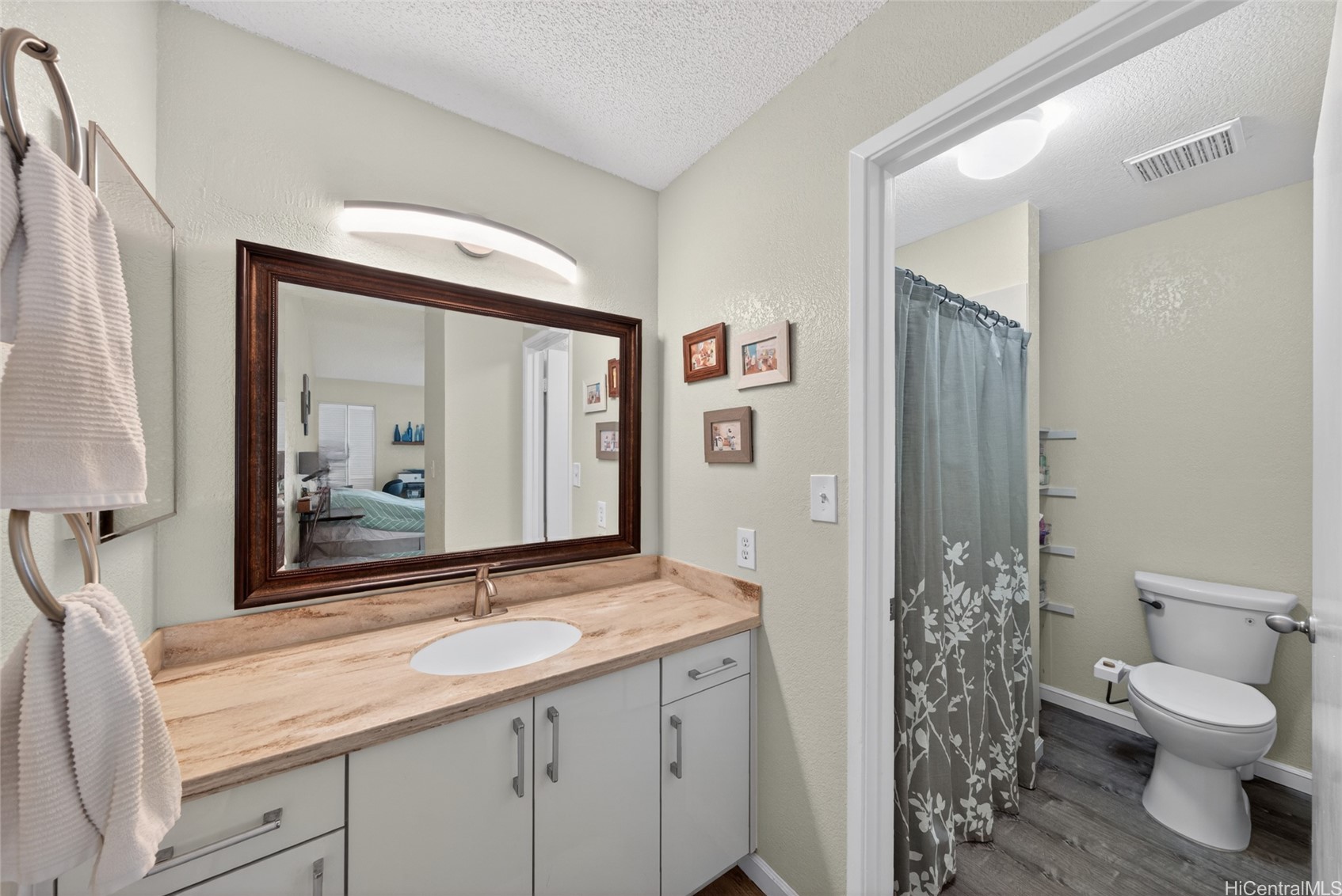 594 Mananai Place 21w Property Photo 11