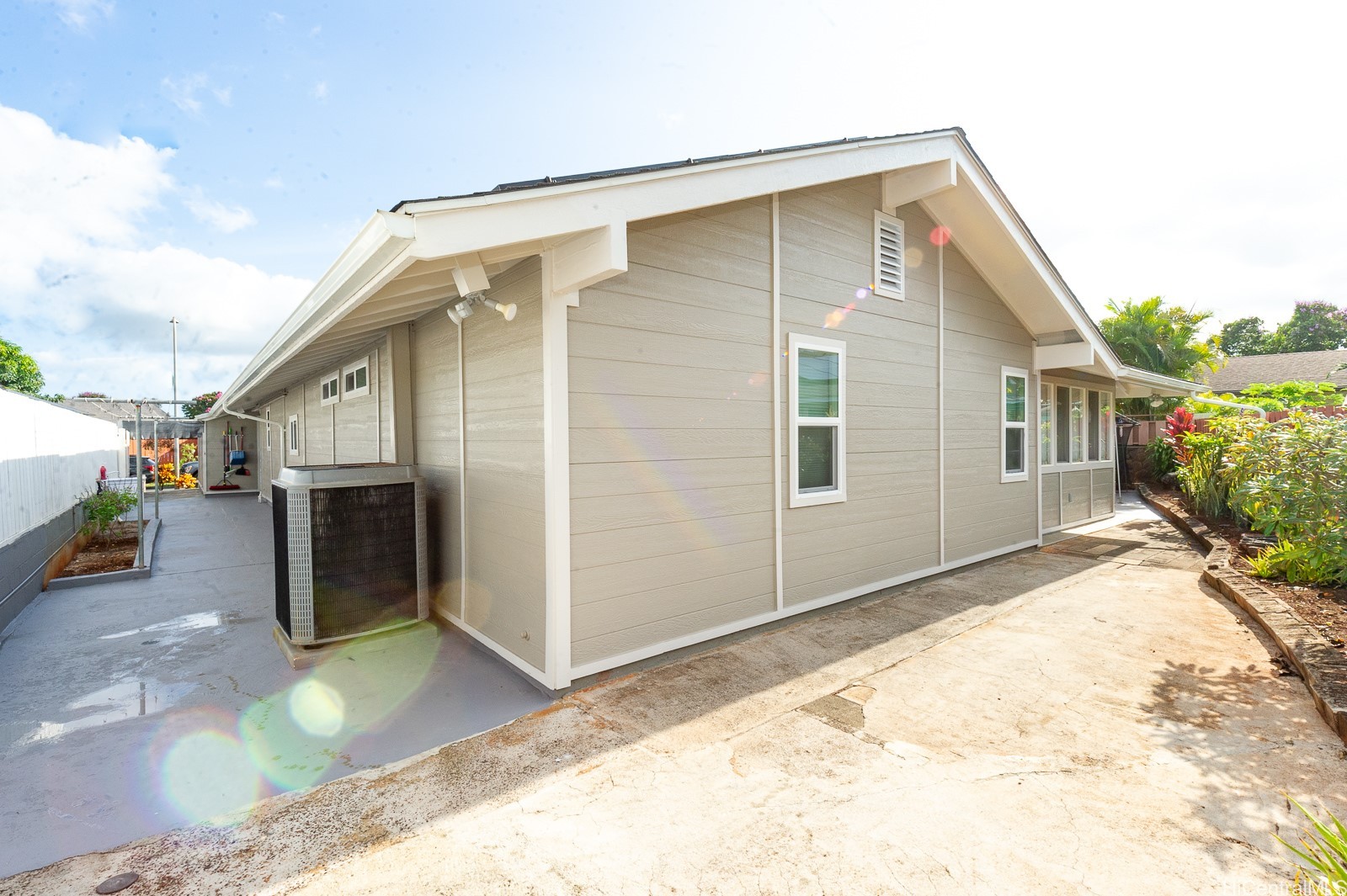 94-318 Akia Place Property Photo 3