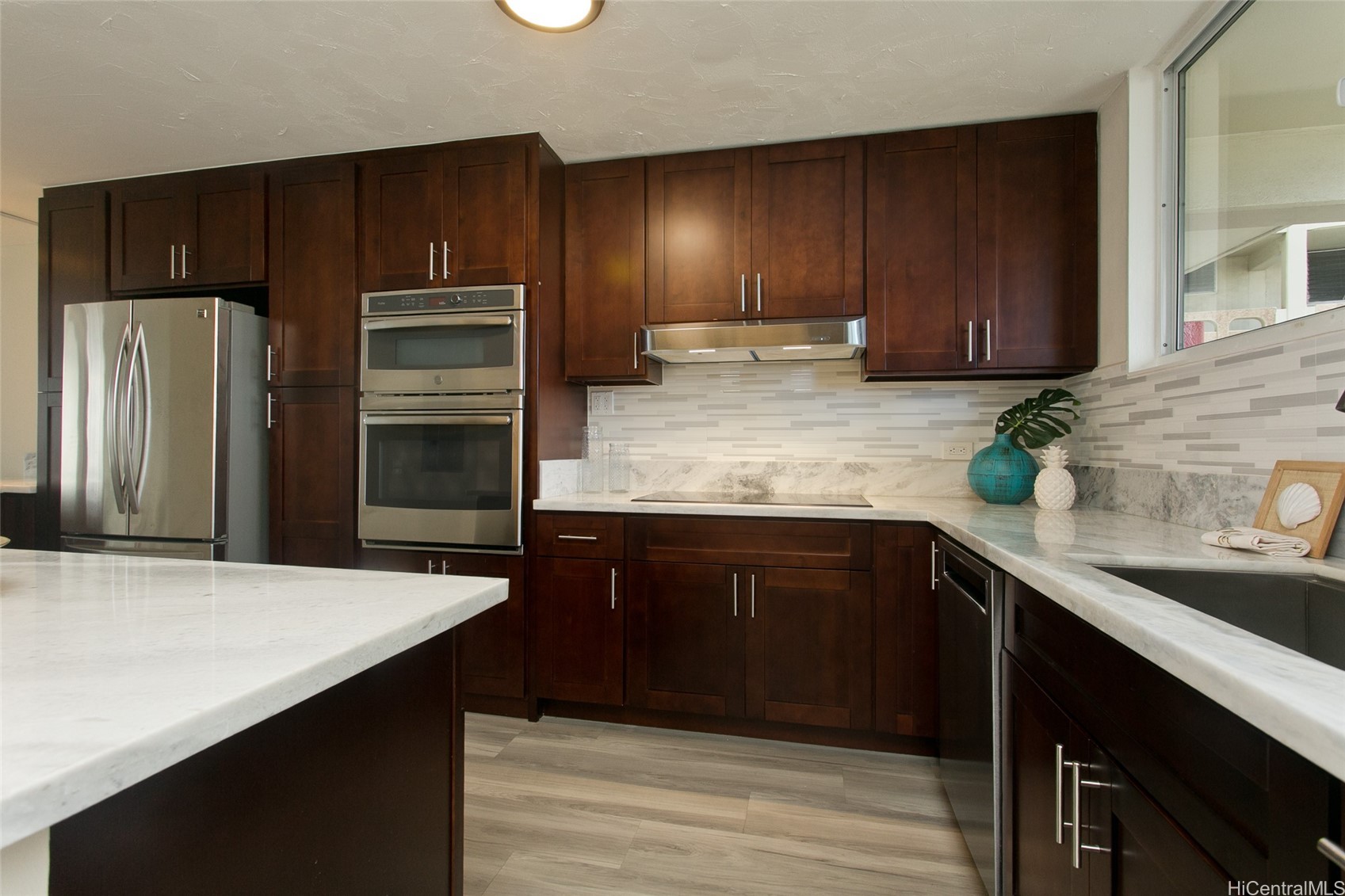 1717 Ala Wai Boulevard 2209 Property Photo 3