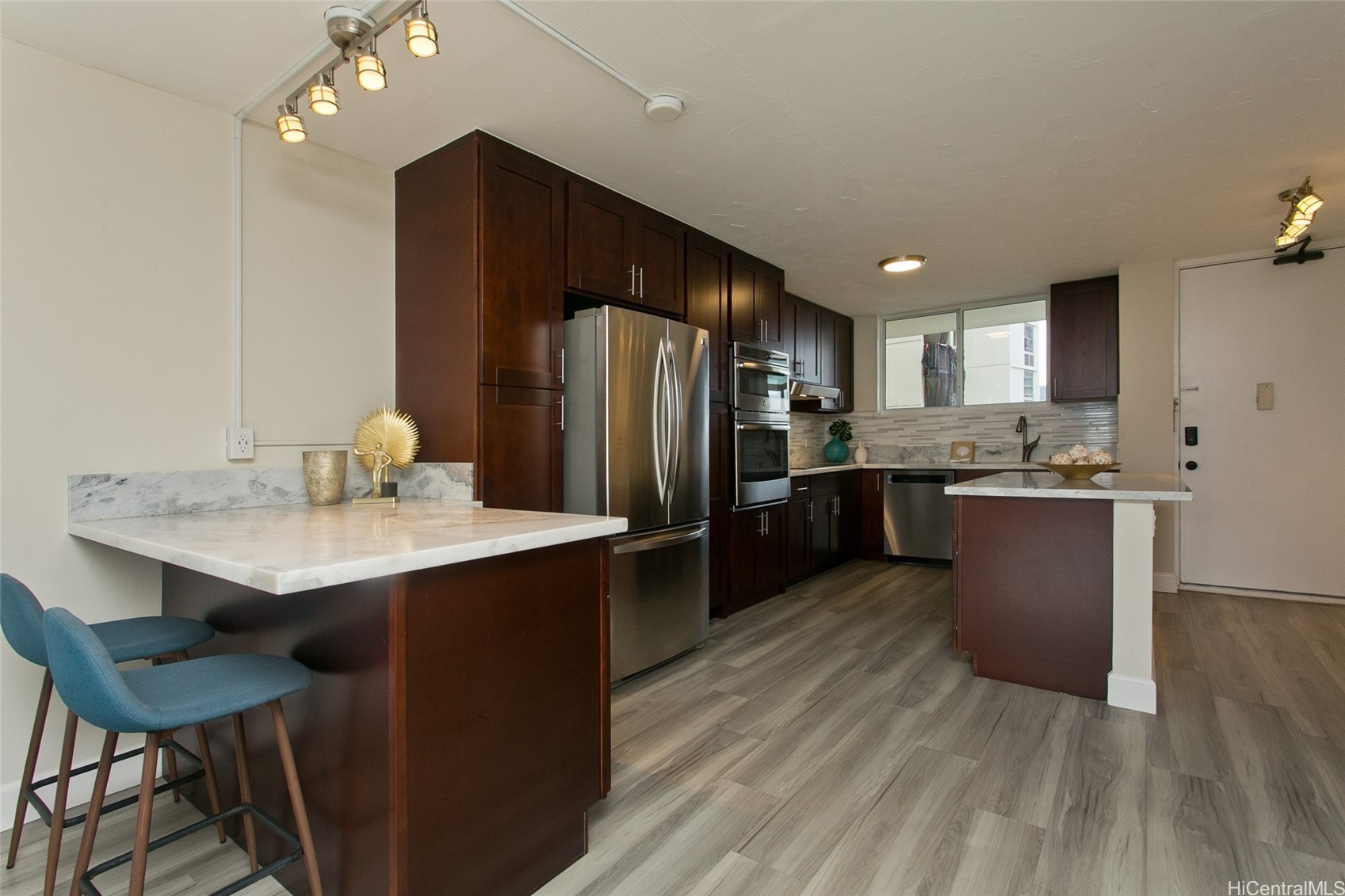 1717 Ala Wai Boulevard 2209 Property Photo 4