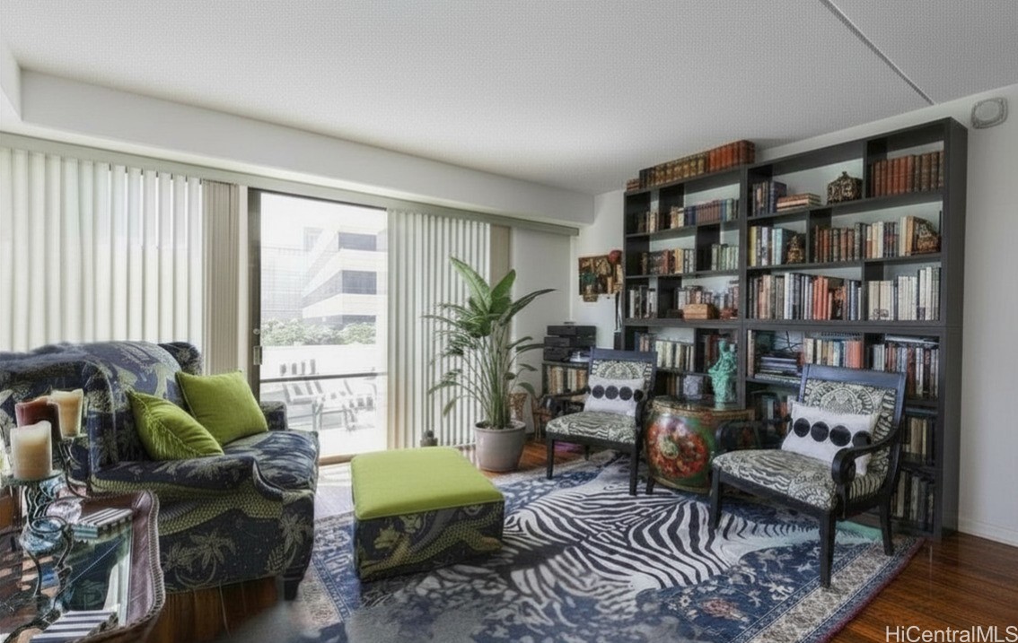 700 Richards Street 706 Property Photo 6