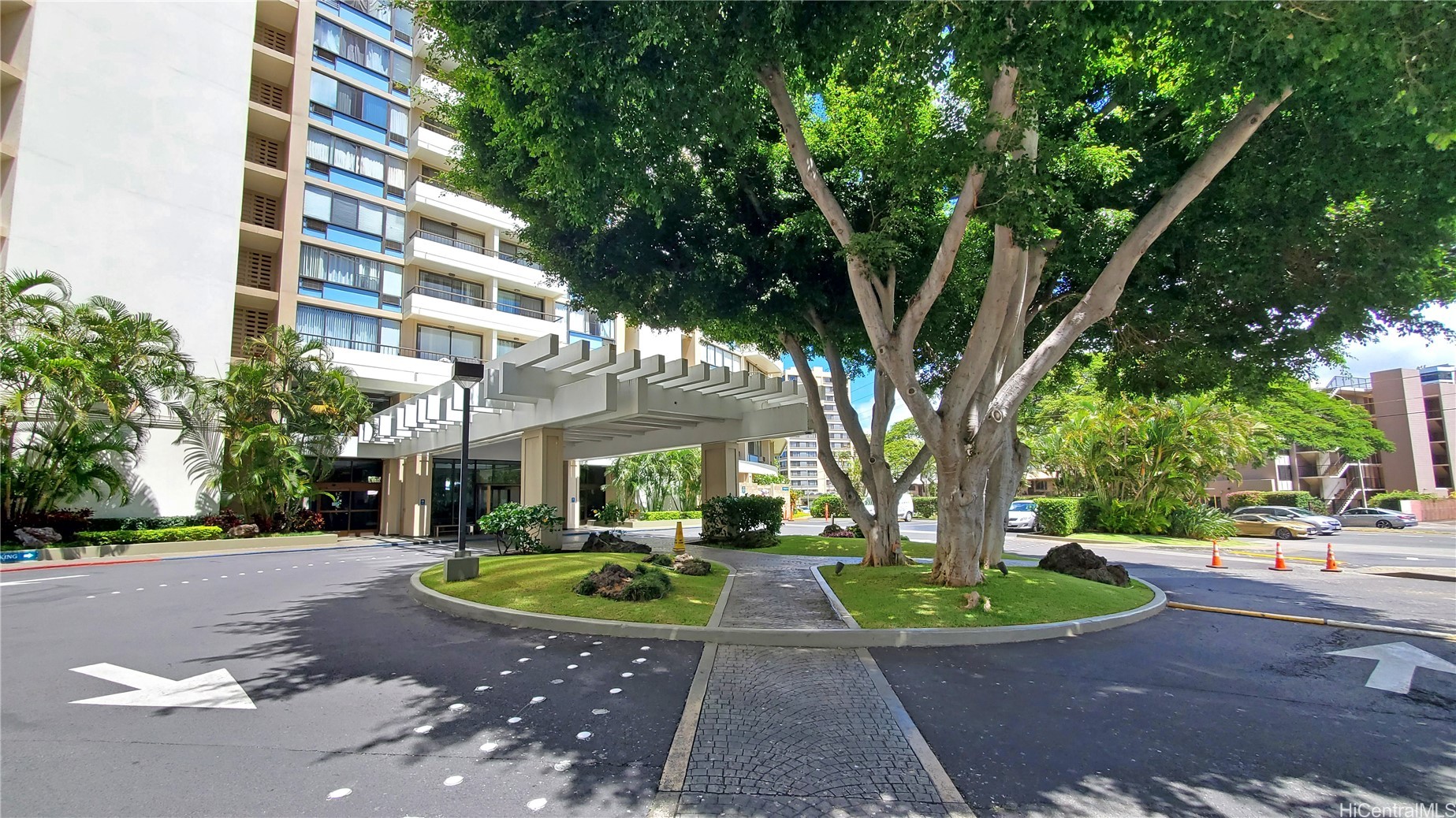 2333 Kapiolani Boulevard 2102 Property Photo 2