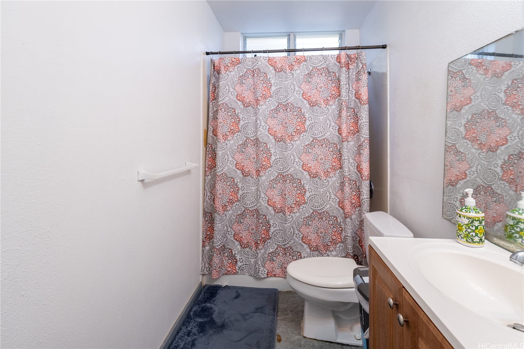1057 Maluna Street Property Photo 8