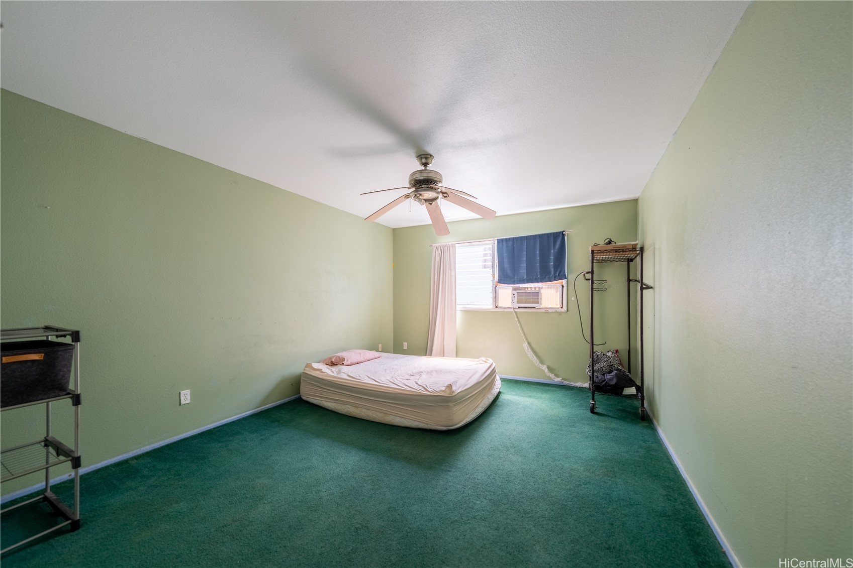 1057 Maluna Street Property Photo 10