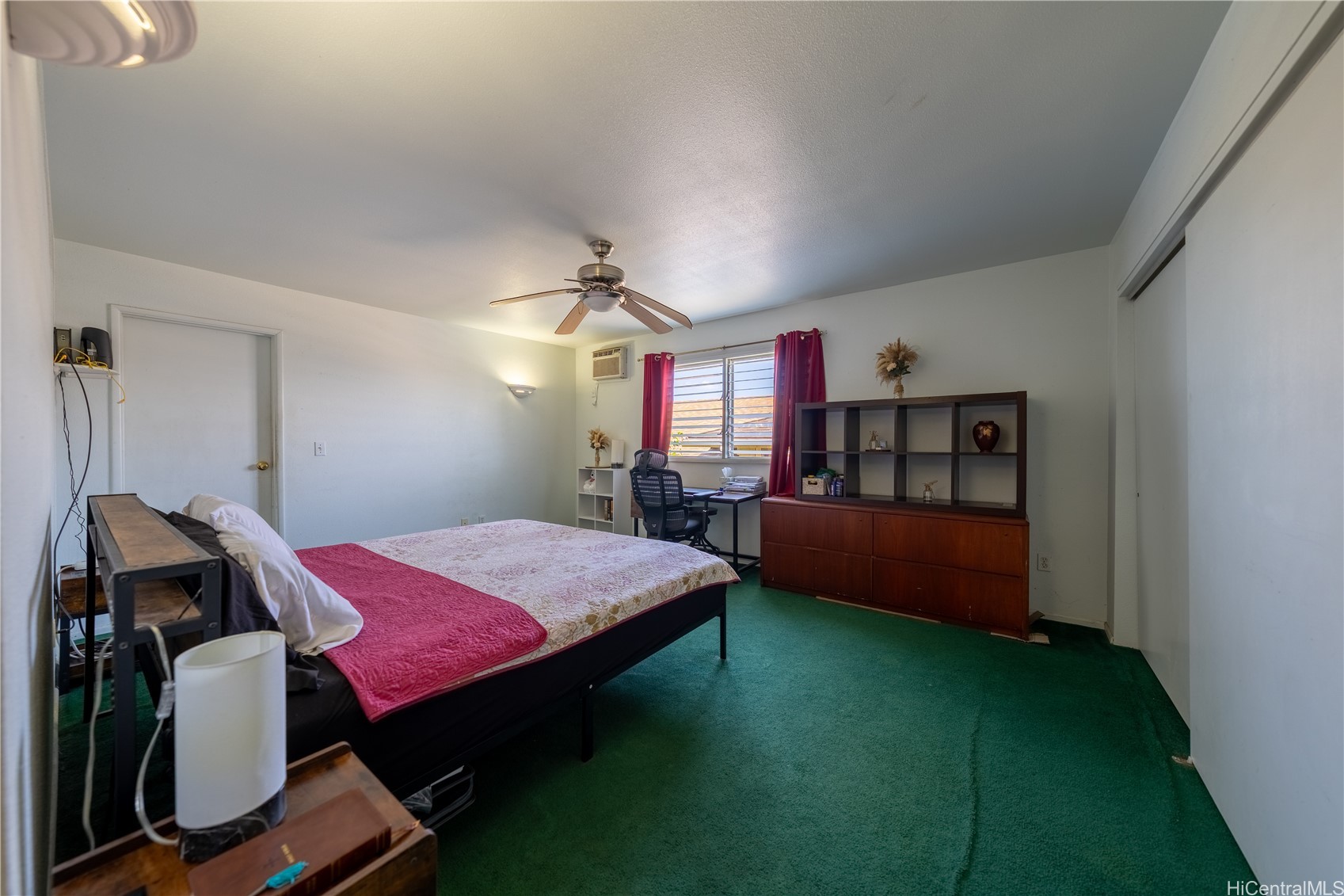 1057 Maluna Street Property Photo 15