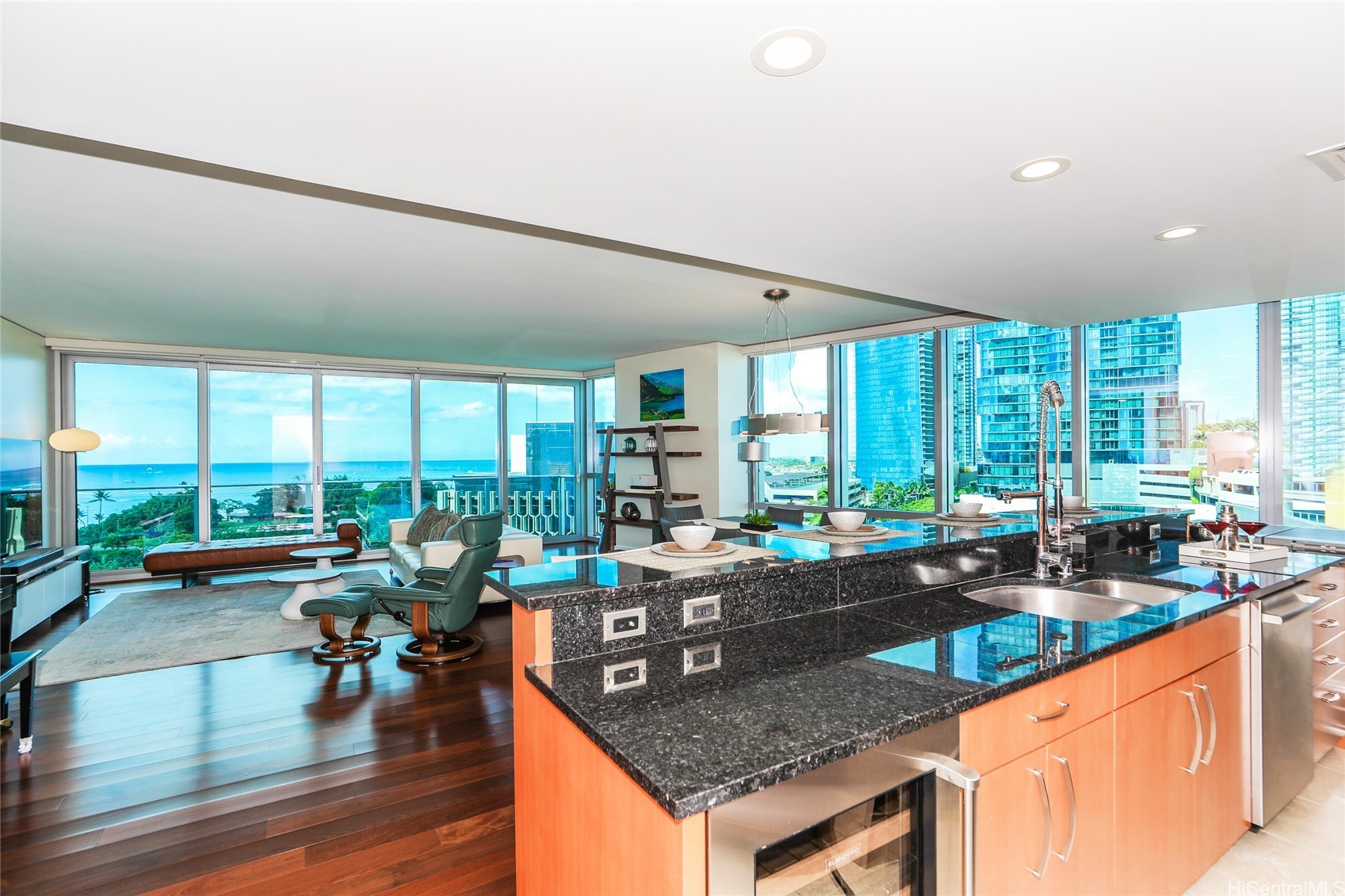1288 Ala Moana Boulevard 8a Property Photo 6