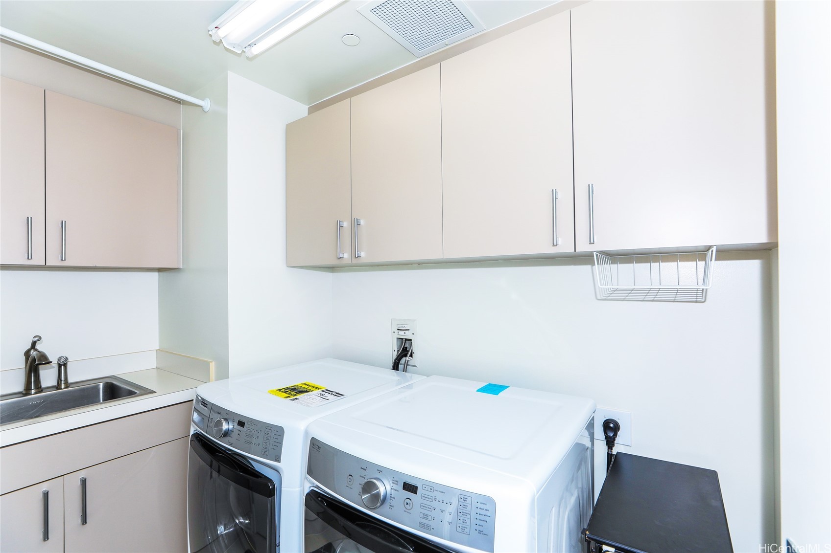 1288 Ala Moana Boulevard 8a Property Photo 14