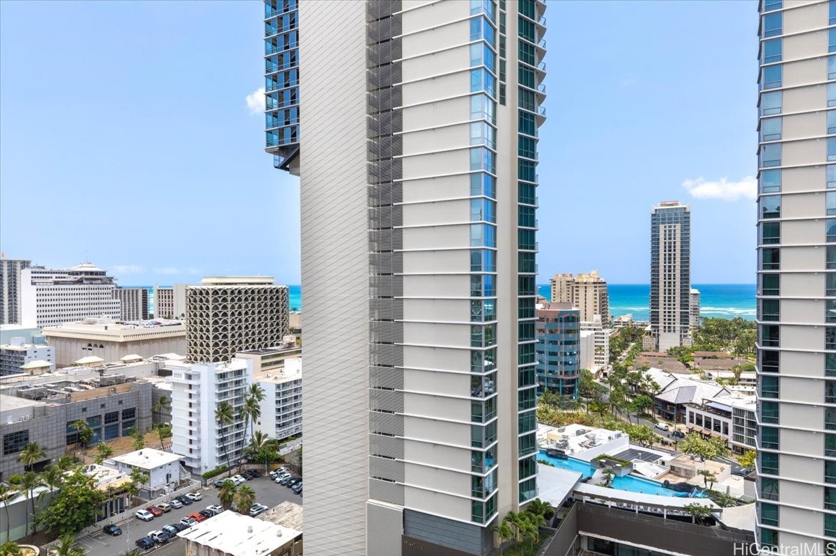 2140 Kuhio Avenue 2007 Property Photo 23