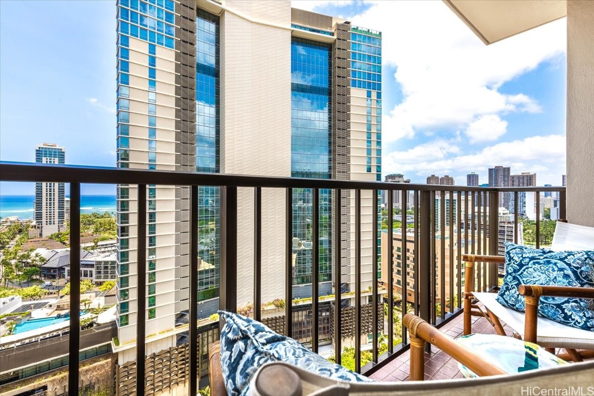 2140 Kuhio Avenue 2007 Property Photo 24