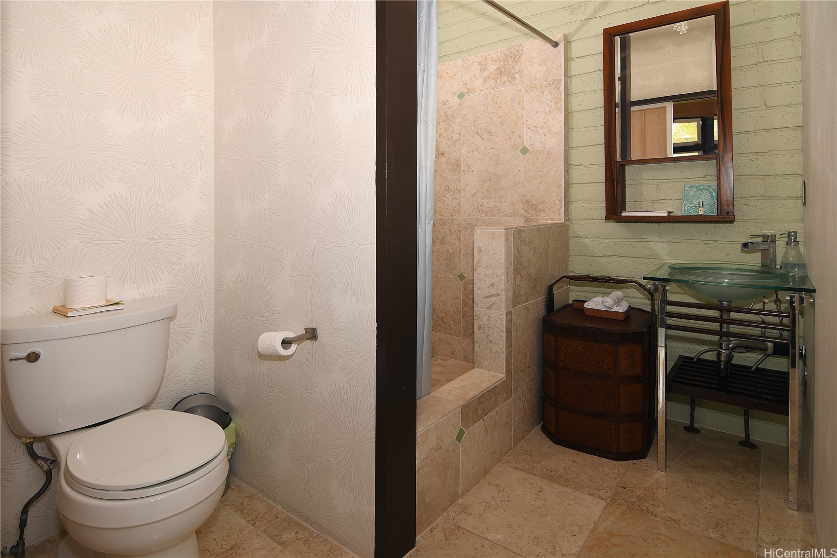 4072 Kulamanu Street Property Photo 19