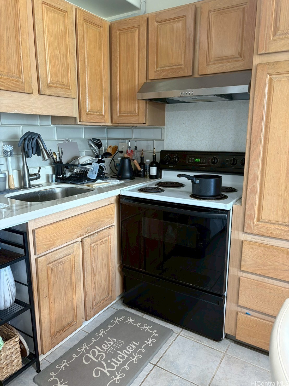 2240 Kuhio Avenue 2503 Property Photo 9