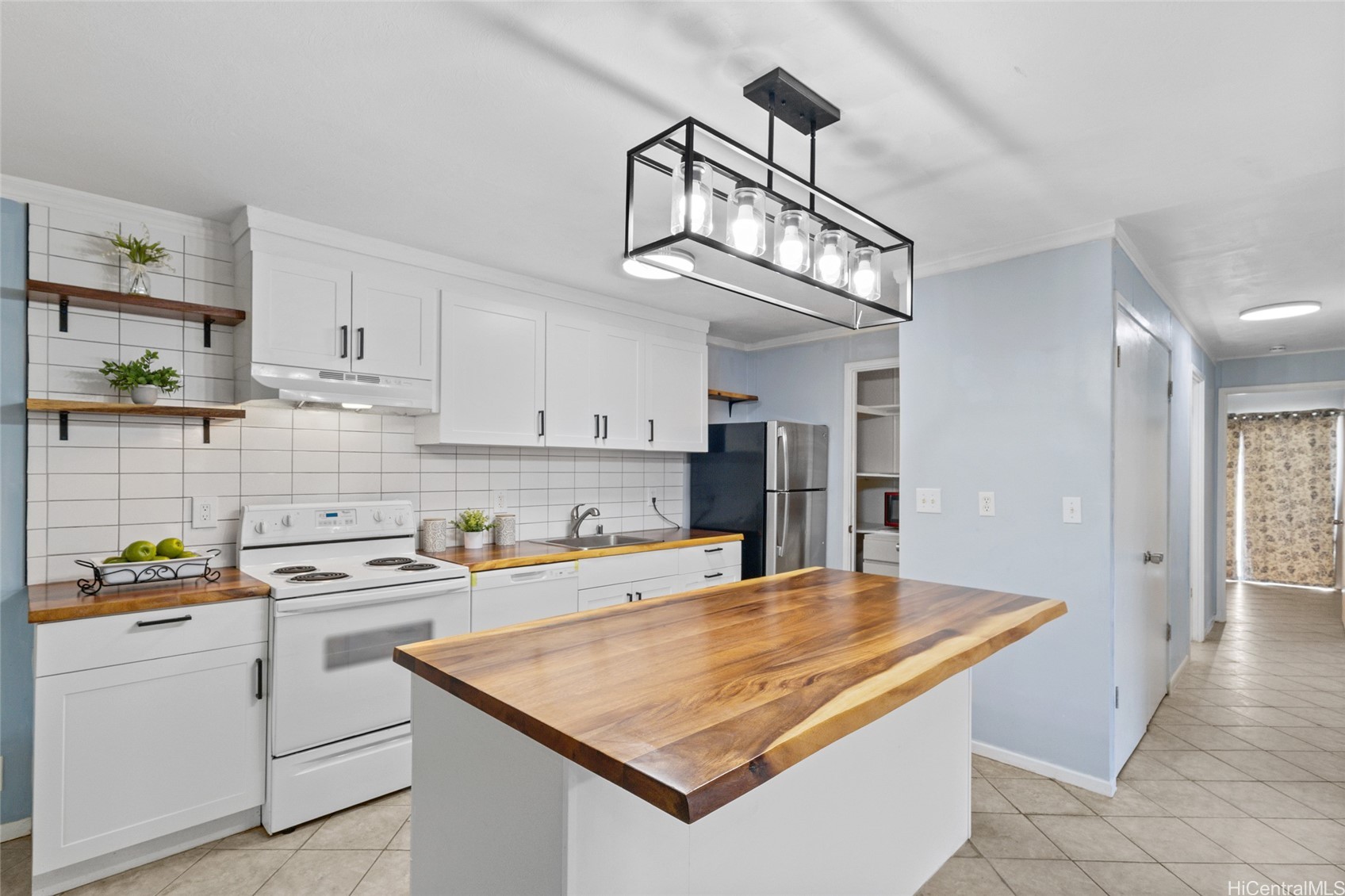 85-260 Ala Hema Street D Property Photo 6