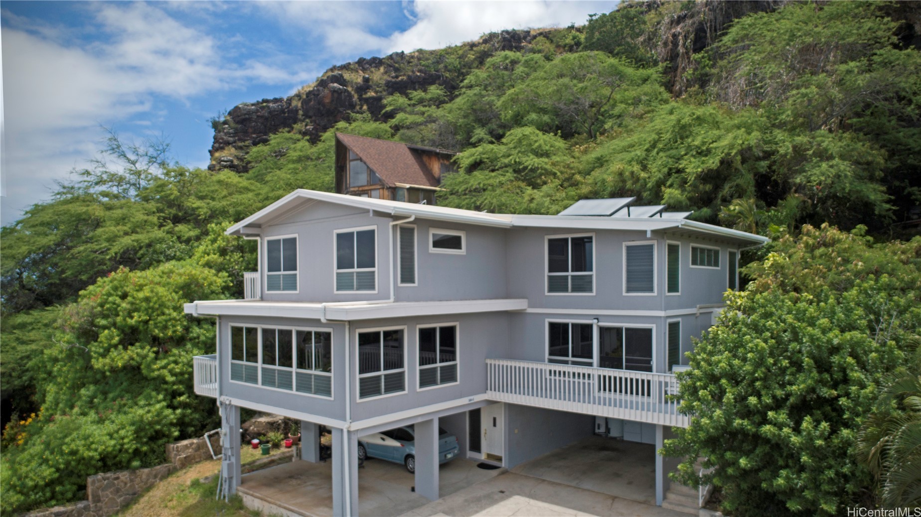 5864 Kalanianaole Highway B Property Photo 2