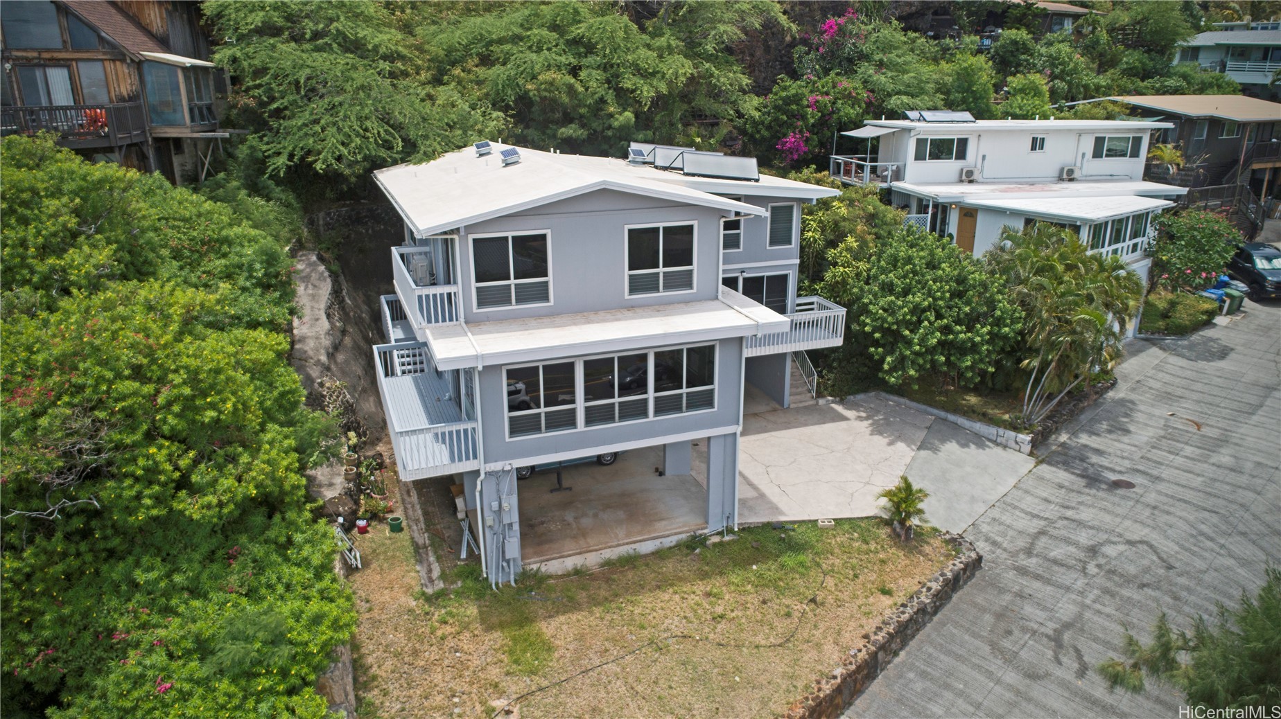 5864 Kalanianaole Highway B Property Photo 4