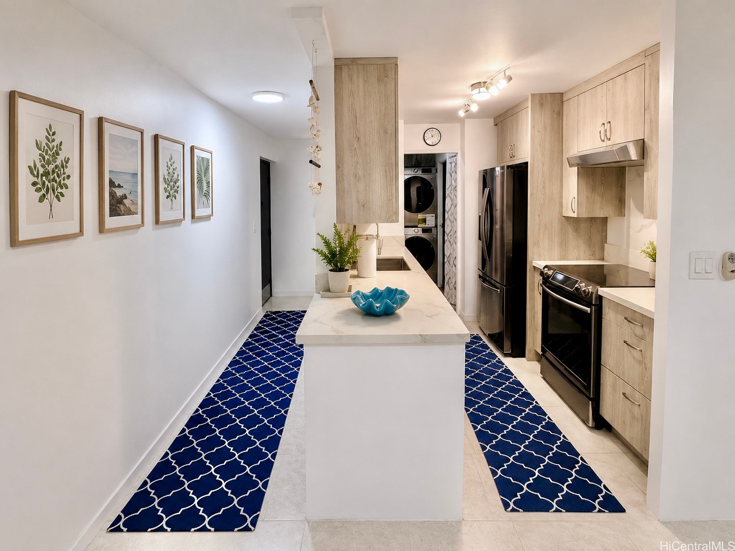 2233 Ala Wai Boulevard 12c Property Photo 1
