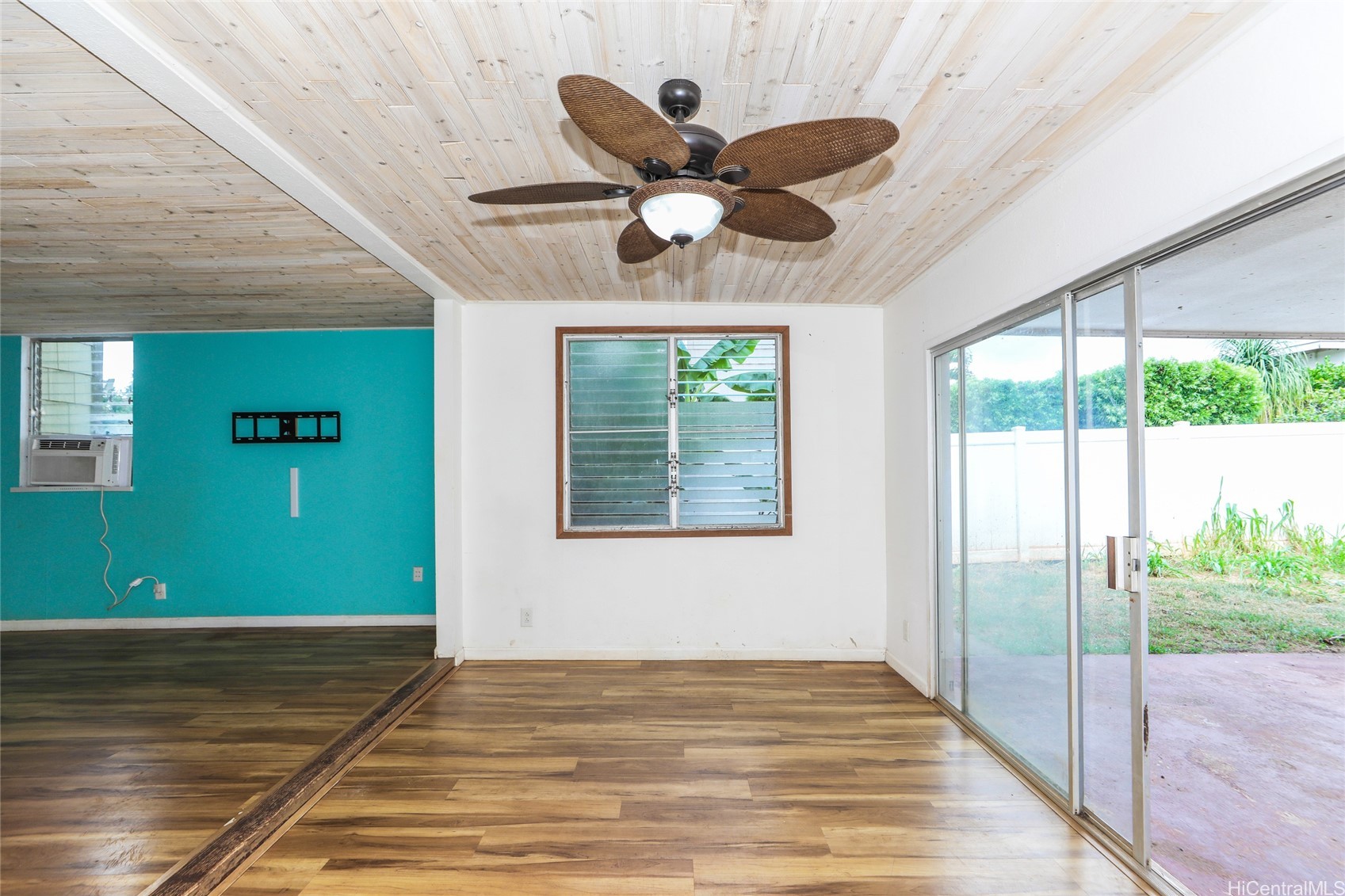 202611113 Property Photo 2