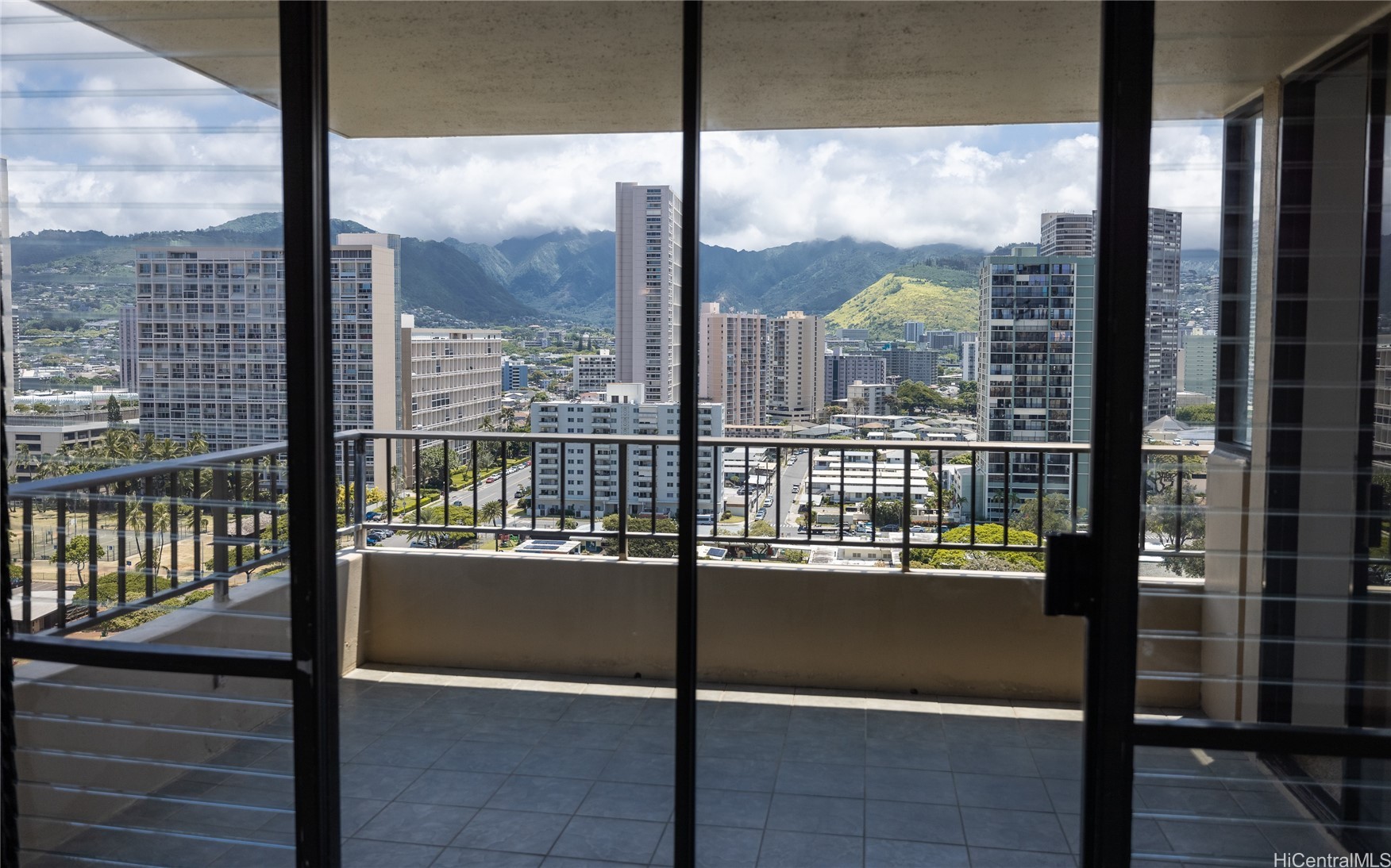 2121 Ala Wai Boulevard 1901 Property Photo 6