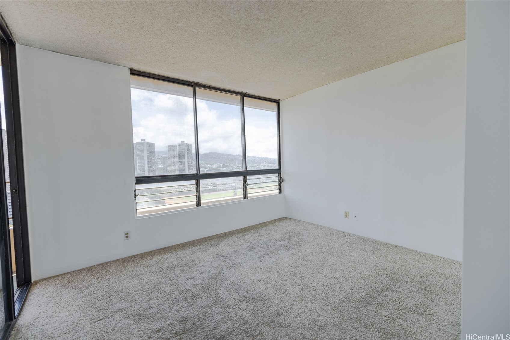 2121 Ala Wai Boulevard 1901 Property Photo 13