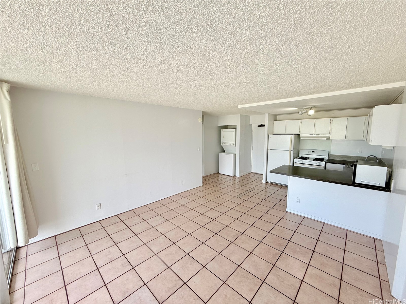475 Atkinson Drive 1207 Property Photo 7