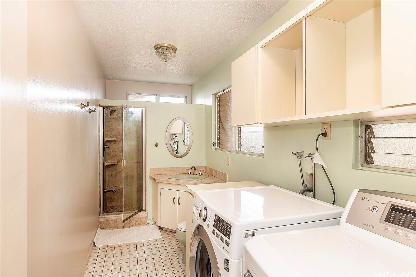 648 10th Avenue Property Photo 13