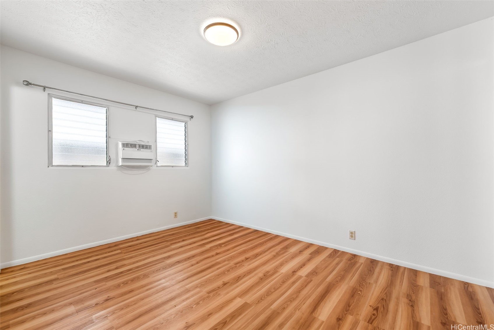 2422 Rooke Avenue Property Photo 15