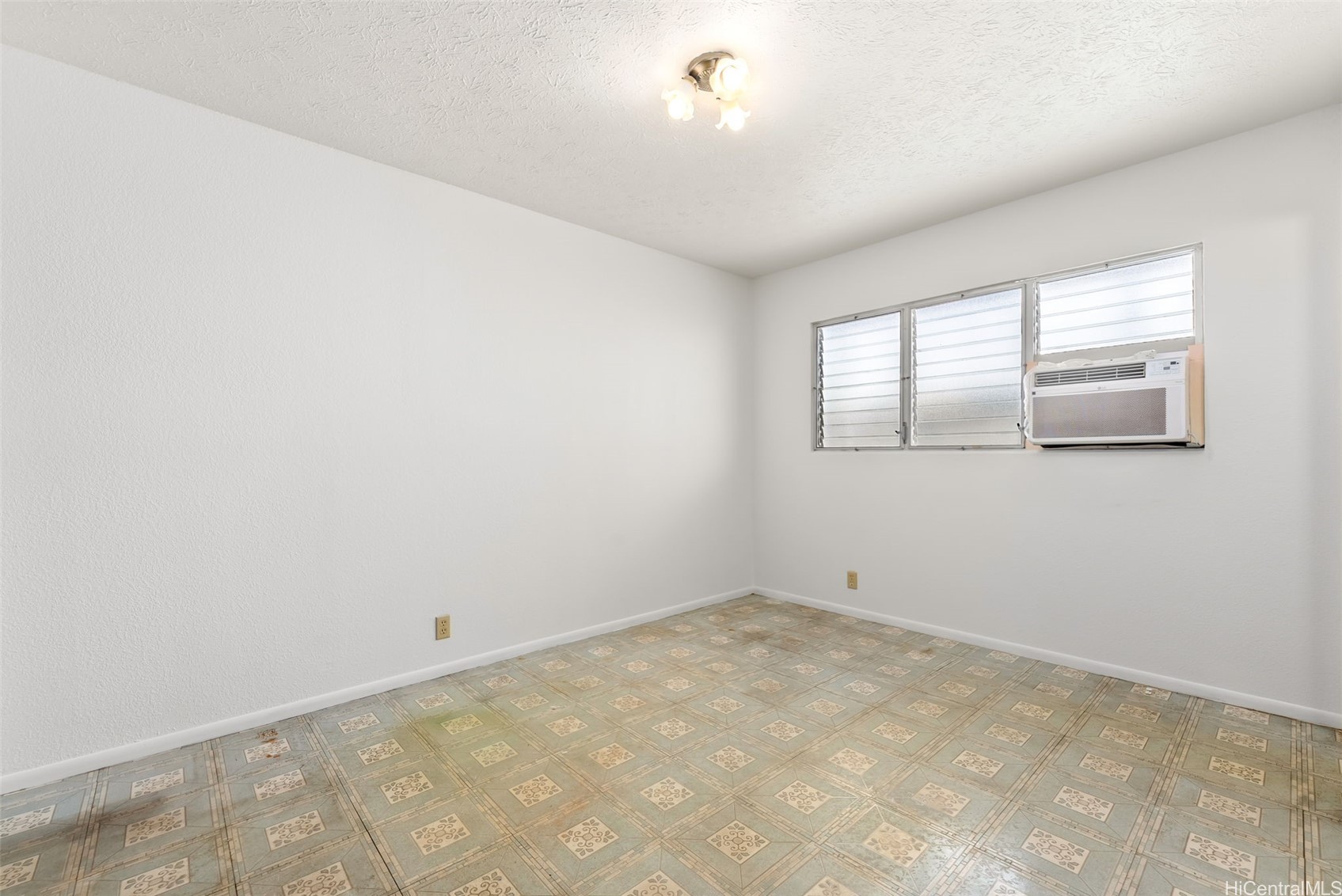 2422 Rooke Avenue Property Photo 19