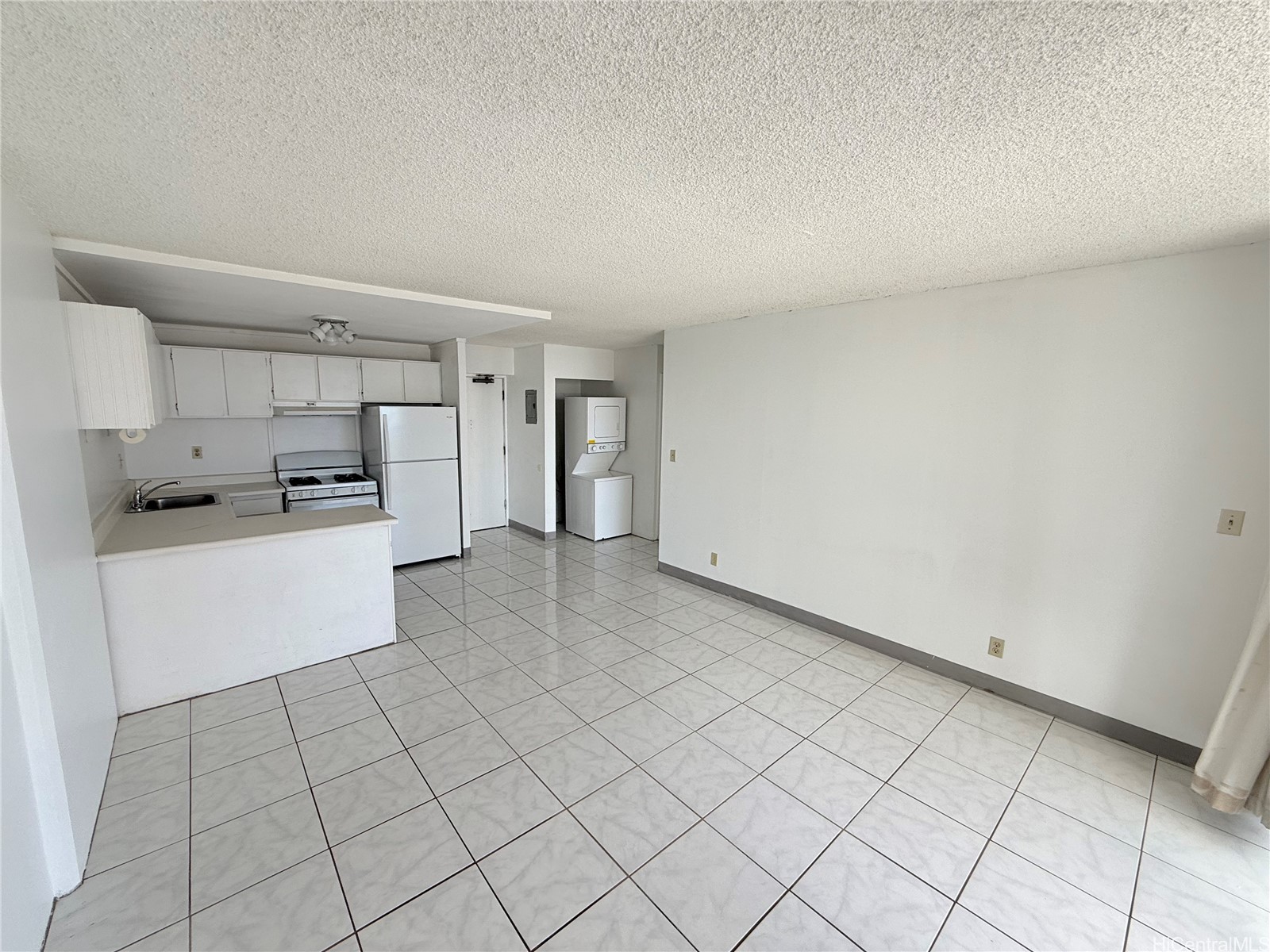 475 Atkinson Drive 1808 Property Photo 13