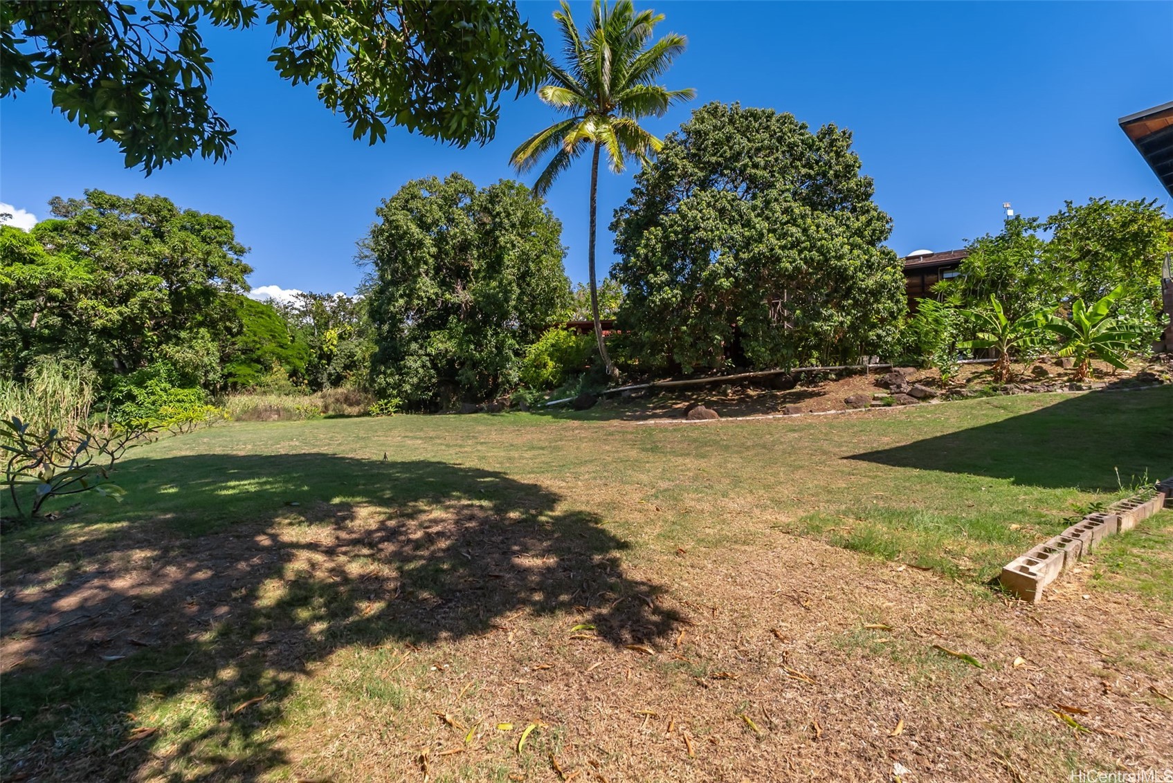 1758-a Gulick Avenue Property Photo 3