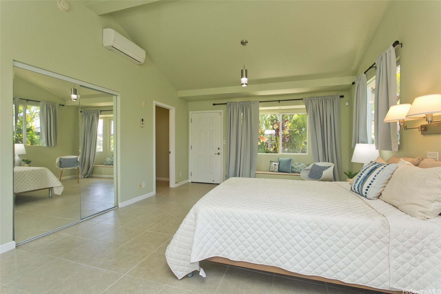 6857 Niumalu Loop Property Photo 7