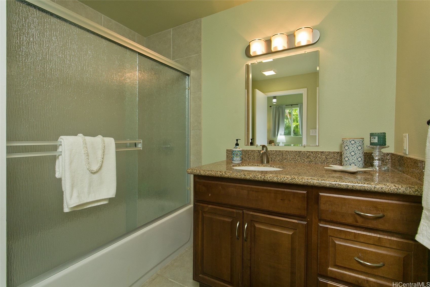6857 Niumalu Loop Property Photo 8