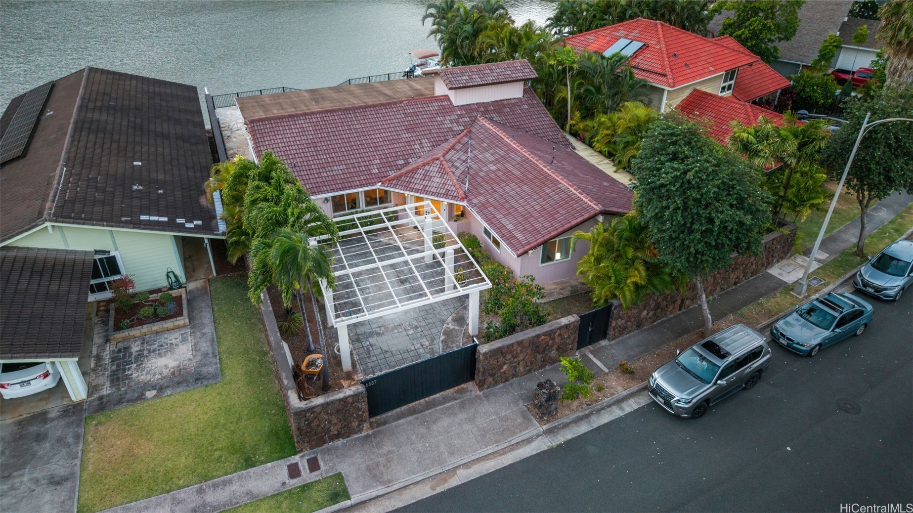 6857 Niumalu Loop Property Photo 22
